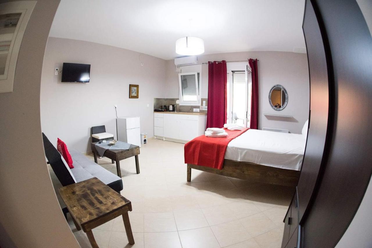 Mirmidones Anesis Apartment Agrelia Екстериор снимка